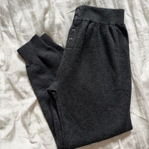 Soor Ploom Black 100% Merino Wool Jem Jogger. Size M.